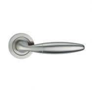 Bulbus Handle in Satin Nickel